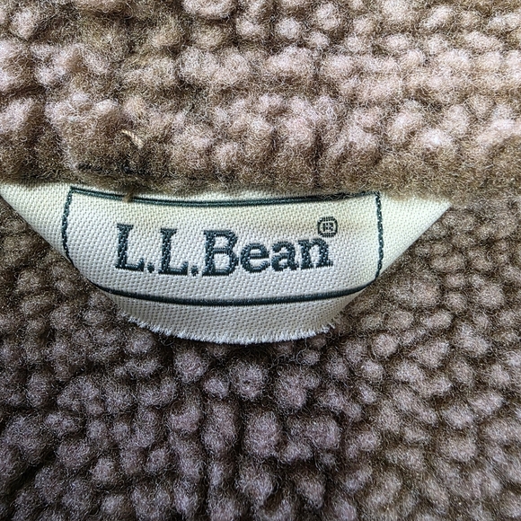 L.L. Bean Women's Hooded Faux Suede Sherpa Toggle Med Petite Tan Winter Jacket - Picture 3 of 7